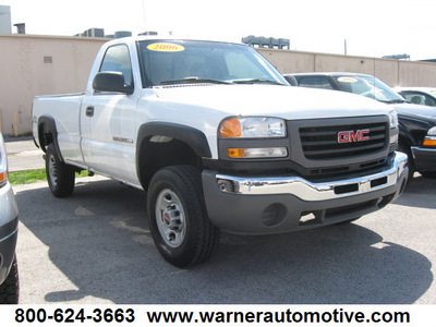 gmc sierra 2500hd 2006 white pickup truck work truck gasoline v8 4 wheel drive 5 speed manual 45840