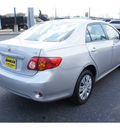 toyota corolla 2009 classic silver sedan xle gasoline 4 cylinders front wheel drive automatic 07724