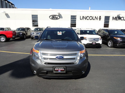 ford explorer 2013 gray suv xlt 4x4 flex fuel 6 cylinders 4 wheel drive automatic with overdrive 60546