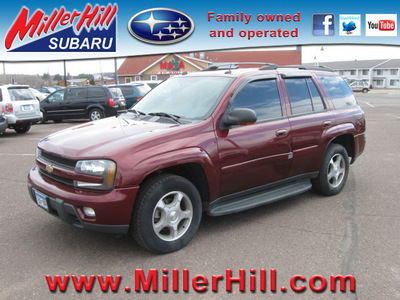 chevrolet trailblazer 2005 red suv lt gasoline 6 cylinders 4 wheel drive 5 speed with overdrive 55811