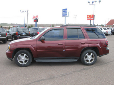 chevrolet trailblazer 2005 red suv lt gasoline 6 cylinders 4 wheel drive 5 speed with overdrive 55811