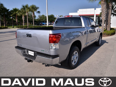 toyota tundra 2012 silver sr5 flex fuel 8 cylinders 4 wheel drive automatic 32771