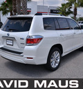 toyota highlander 2012 white suv limited hybrid hybrid 6 cylinders all whee drive automatic 32771