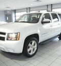 chevrolet suburban 2008 white suv lt 1500 dvd flex fuel 8 cylinders 4 wheel drive automatic with overdrive 55391