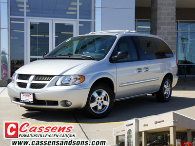 dodge grand caravan 2004 silver van sxt gasoline 6 cylinders front wheel drive automatic 62034