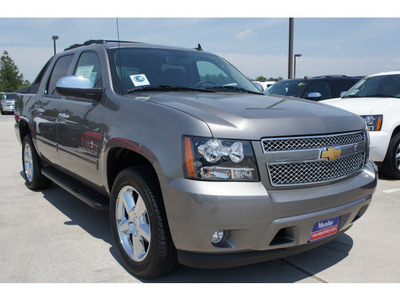 chevrolet avalanche 2012 gray suv lt flex fuel 8 cylinders 2 wheel drive automatic 77090