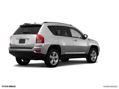 jeep compass 2012 suv gasoline 4 cylinders 4 wheel drive not specified 76210