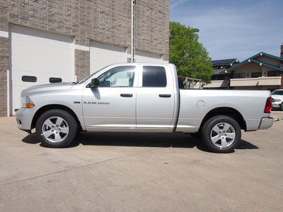 ram ram pickup 1500 2012 silver st gasoline 8 cylinders 4 wheel drive automatic 80301