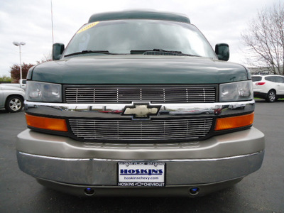 chevrolet express g1500 2006 green van 8 cylinders automatic 60007