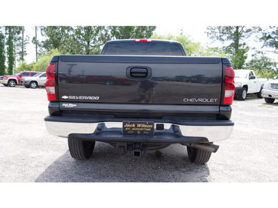 chevrolet silverado 2500hd 2004 dk  gray gasoline rear wheel drive 32086