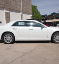 chrysler 300 2012 off white sedan c luxury series gasoline 8 cylinders all whee drive automatic 80301