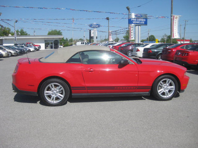 ford mustang 2010 red v6 gasoline 6 cylinders rear wheel drive automatic 62863