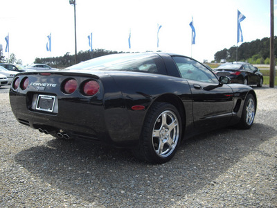 chevrolet corvette 2000 black hatchback gasoline v8 rear wheel drive automatic 27569