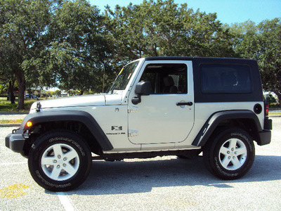 jeep wrangler 2007 silver suv x gasoline 6 cylinders 4 wheel drive automatic 32901