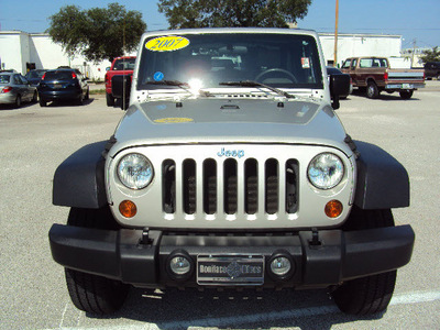 jeep wrangler 2007 silver suv x gasoline 6 cylinders 4 wheel drive automatic 32901