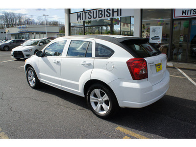 dodge caliber 2011 bright white hatchback mainstreet gasoline 4 cylinders front wheel drive automatic 07724