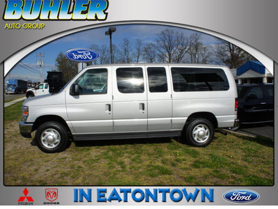 ford e series wagon 2011 silver van e 350 sd xlt flex fuel 8 cylinders rear wheel drive automatic with overdrive 07724