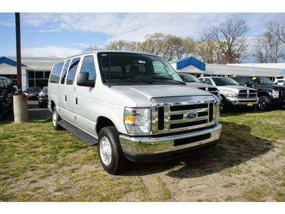 ford e series wagon 2011 silver van e 350 sd xlt flex fuel 8 cylinders rear wheel drive automatic with overdrive 07724