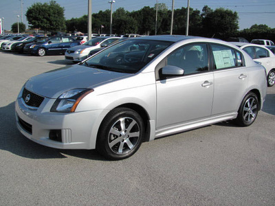 nissan sentra 2012 silver sedan s r gasoline 4 cylinders front wheel drive automatic 33884