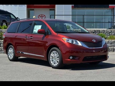 toyota sienna 2012 van 2012 toyota sienna xle v6 8 passeng gasoline 6 cylinders front wheel drive 6 speed automatic 46219