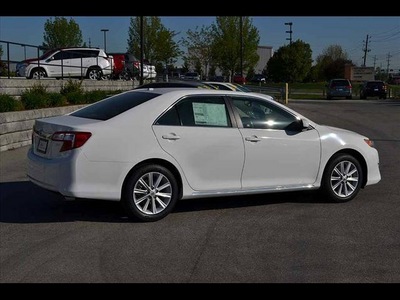toyota camry 2012 sedan 2012 toyota camry xle v6 a6 4dr s gasoline 6 cylinders front wheel drive 6 speed automatic 46219