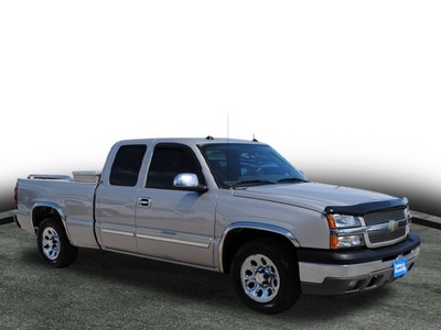 chevrolet silverado 1500 2005 silver pickup truck ls gasoline 8 cylinders rear wheel drive automatic with overdrive 77037