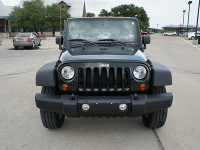 jeep wrangler unlimited 2012 black suv sport gasoline 6 cylinders 4 wheel drive automatic 76087