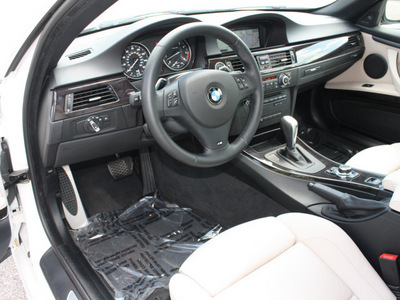 bmw 3 series 2011 off white 335i gasoline 6 cylinders rear wheel drive automatic 27616