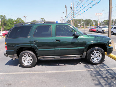 chevrolet tahoe 2004 dk  green suv z71 flex fuel 8 cylinders 4 wheel drive automatic 32401