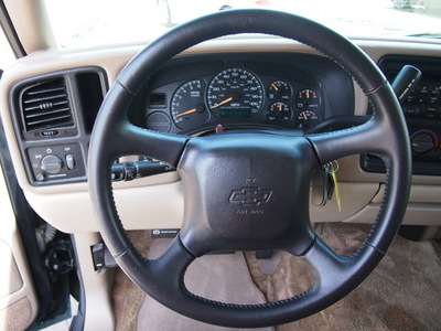 chevrolet tahoe 2002 dk  green suv ls flex fuel 8 cylinders rear wheel drive automatic 76018