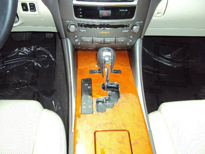 lexus is w sunroof 2009 lt  blue sedan 250 gasoline 6 cylinders rear wheel drive automatic 32901