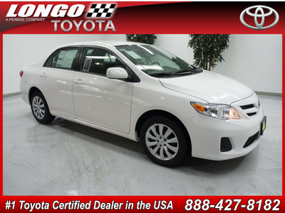 toyota corolla 2012 white sedan le gasoline 4 cylinders front wheel drive automatic 91731