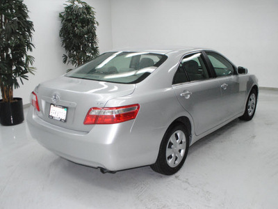 toyota camry 2009 silver sedan le gasoline 4 cylinders front wheel drive automatic 91731