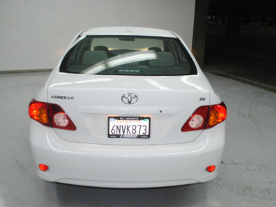 toyota corolla 2010 white sedan le gasoline 4 cylinders front wheel drive automatic 91731