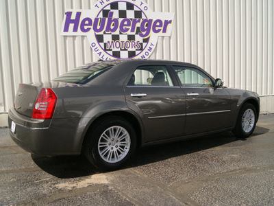 chrysler 300 2010 dark titanium sedan touring gasoline 6 cylinders rear wheel drive automatic 80905