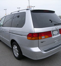 honda odyssey 2004 silver van exl gasoline 6 cylinders front wheel drive automatic 46219