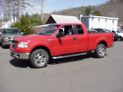 ford f 150 2006 red pickup truck xlt gasoline 8 cylinders 4 wheel drive automatic 06019