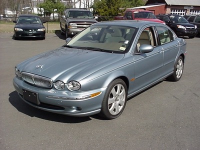 jaguar x type 2004 lt  blue sedan 3 0 gasoline 6 cylinders all whee drive automatic 06019