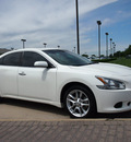nissan maxima 2011 white sedan 3 5 s gasoline 6 cylinders front wheel drive automatic 76018
