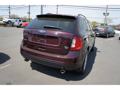 ford edge 2011 maroon sel gasoline 6 cylinders all whee drive automatic with overdrive 08902