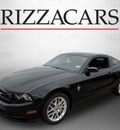 ford mustang 2013 black coupe premium gasoline 6 cylinders rear wheel drive 6 speed manual 60546