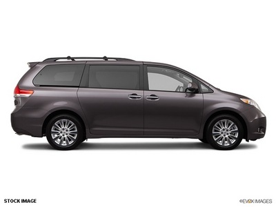 toyota sienna 2012 tan van xle 7 passenger gasoline 6 cylinders all whee drive not specified 55448