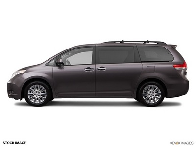 toyota sienna 2012 tan van xle 7 passenger gasoline 6 cylinders all whee drive not specified 55448