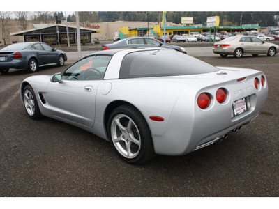 chevrolet corvette 2001 silver coupe gasoline 8 cylinders rear wheel drive 6 speed manual 98632