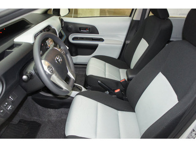 toyota prius c 2012 silver hatchback three hybrid 4 cylinders front wheel drive not specified 91731