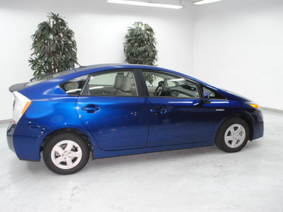 toyota prius 2011 blue hatchback ii hybrid 4 cylinders front wheel drive automatic 91731
