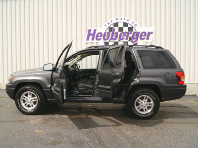 jeep grand cherokee 2004 graphite suv laredo gasoline 6 cylinders 4 wheel drive automatic 80905
