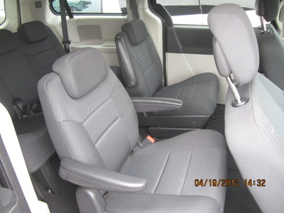 dodge grand caravan