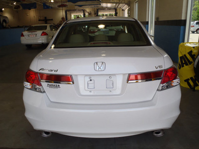 honda accord 2012 white sedan ex l v6 gasoline 6 cylinders front wheel drive automatic 28557