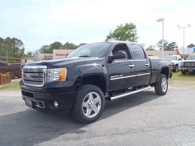 gmc sierra 2500hd 2012 black denali diesel 8 cylinders 4 wheel drive automatic with overdrive 28557